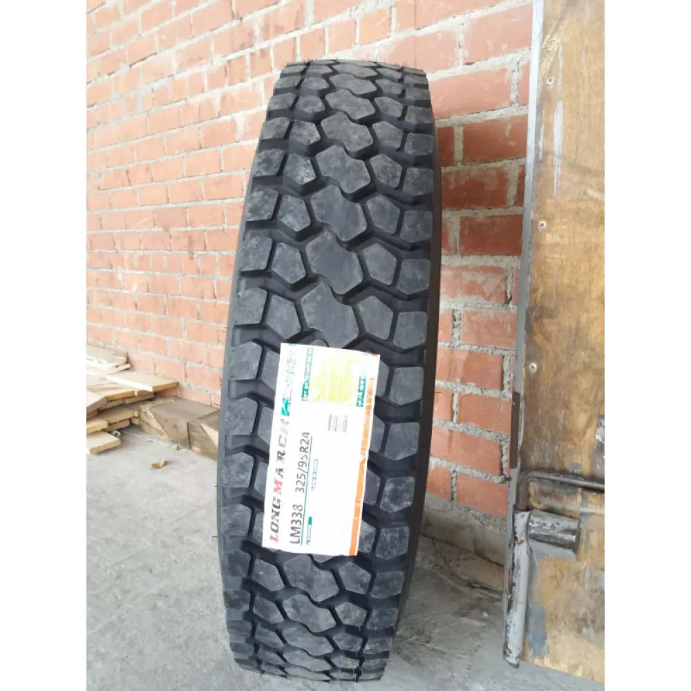 Грузовая шина 325/95 R24 Long March LM-338 22PR в Верхней Пышме