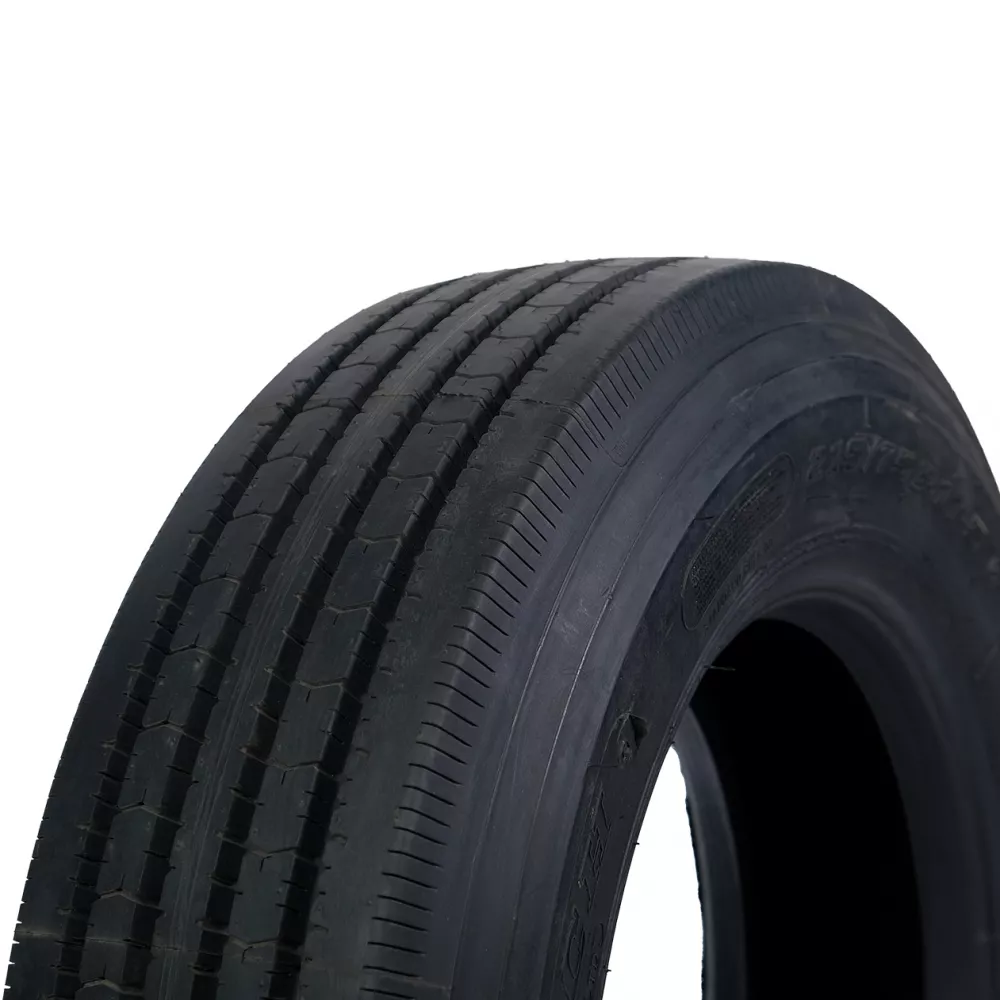 Грузовая шина 215/75 R17,5 Long March LM-216 16PR в Верхней Пышме