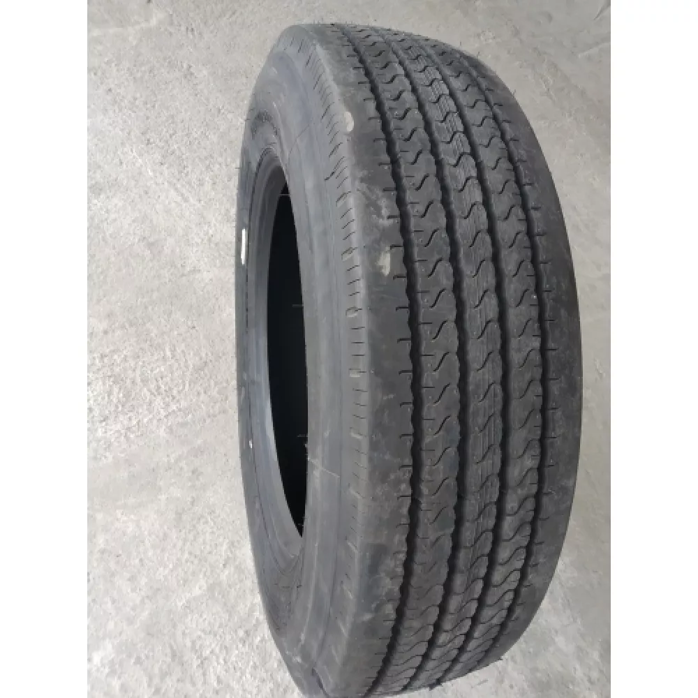 Грузовая шина 255/70 R22,5 Long March LM-120 16PR в Верхней Пышме