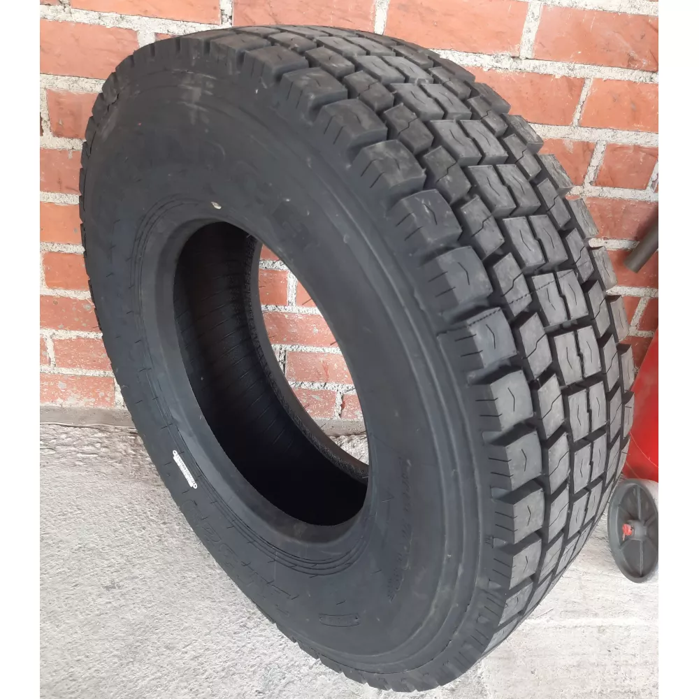 Грузовая шина 305/70 R19,5 Long March LM-329 18PR в Верхней Пышме